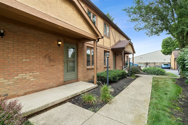 5191 Winsome Way, Columbus, OH 43220 - photo 2