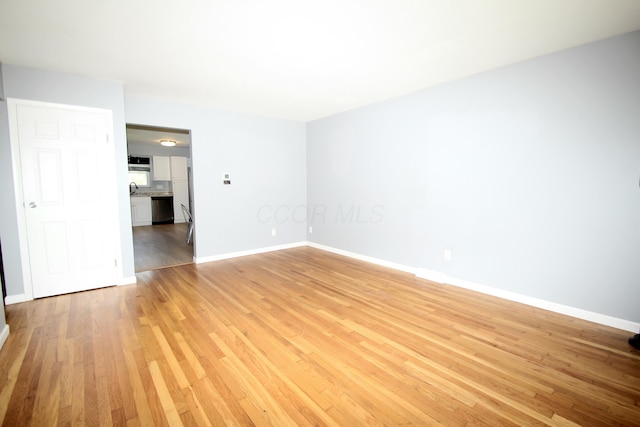 411 Smith Rd, Columbus, OH 43228 - photo 3