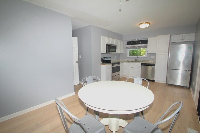 411 Smith Rd, Columbus, OH 43228 - photo 7