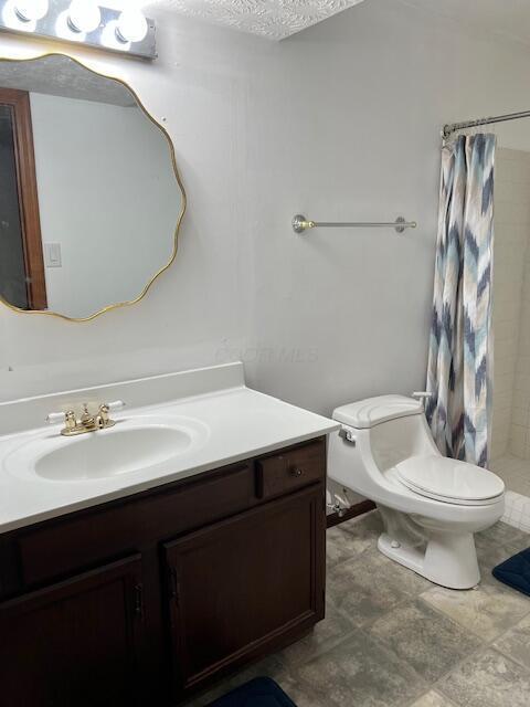171 Ginder Rd NE, Lancaster, OH 43130 - full bath featuring vanity and a stall shower