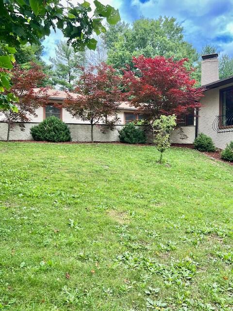 171 Ginder Rd NE, Lancaster, OH 43130 - view of grassy yard