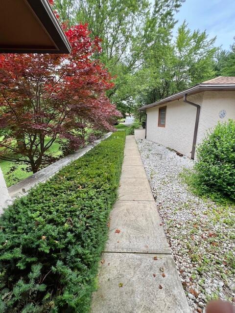171 Ginder Rd NE, Lancaster, OH 43130 - view of yard