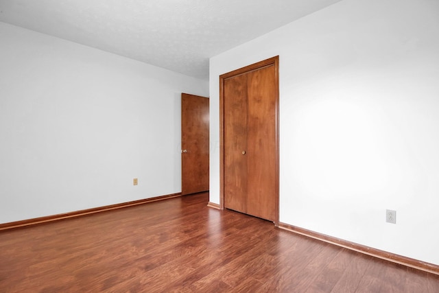 171 Ginder Rd NE, Lancaster, OH 43130 - unfurnished room with wood finished floors and baseboards