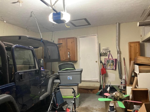 4173 Navajo Trl, Jamestown, OH 45335 - garage with a garage door opener