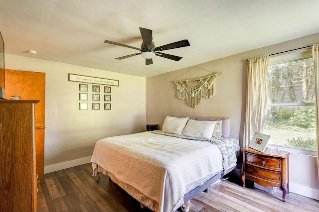 9020 Kinney Rd, Mount Vernon, OH 43050 - bedroom with wood finished floors and ceiling fan