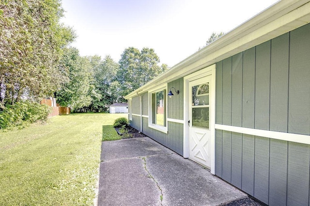 9020 Kinney Rd, Mount Vernon, OH 43050 - view of grassy yard