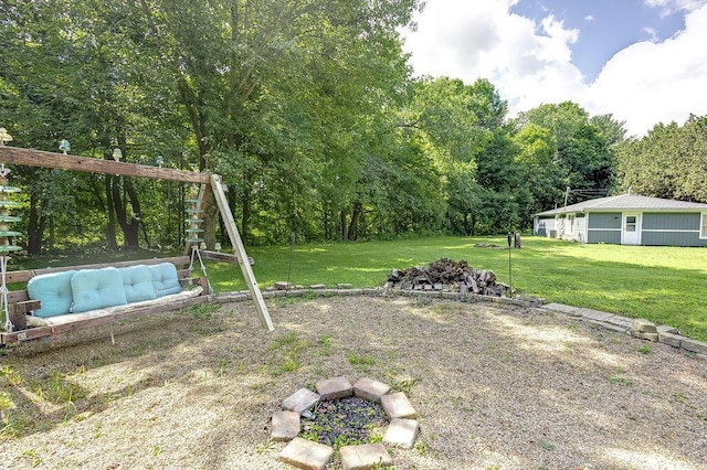 9020 Kinney Rd, Mount Vernon, OH 43050 - view of green lawn featuring outdoor lounge area