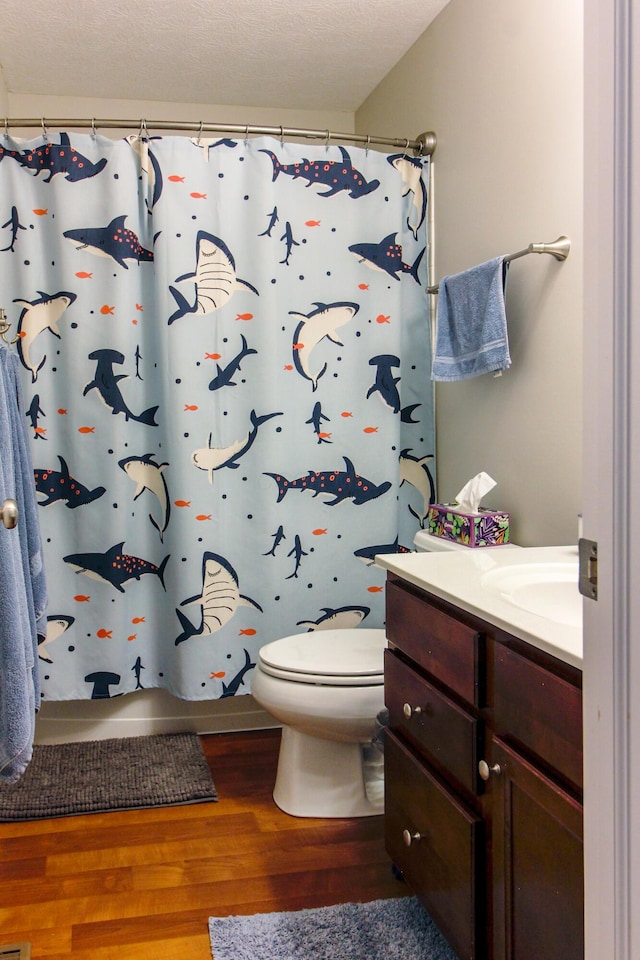 9065 Strawser St, Orient, OH 43146 - bathroom with wood finished floors, vanity, and curtained shower