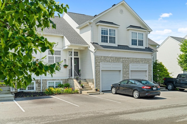 8253 Deering Oaks Dr, Blacklick, OH 43004 - photo 1