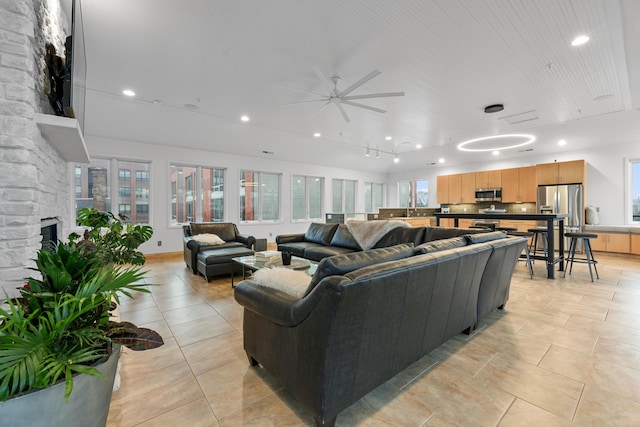 17 W 3rd Ave Unit 213, Columbus, OH 43201 - photo 103