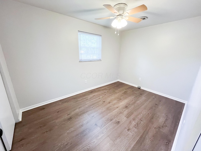 2065 Russell Dr, Zanesville, OH 43701 - photo 16