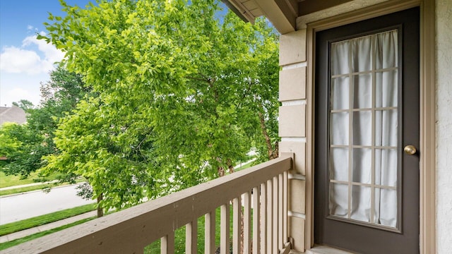8933 Winding Creek Way, Pickerington, OH 43147 - view of balcony