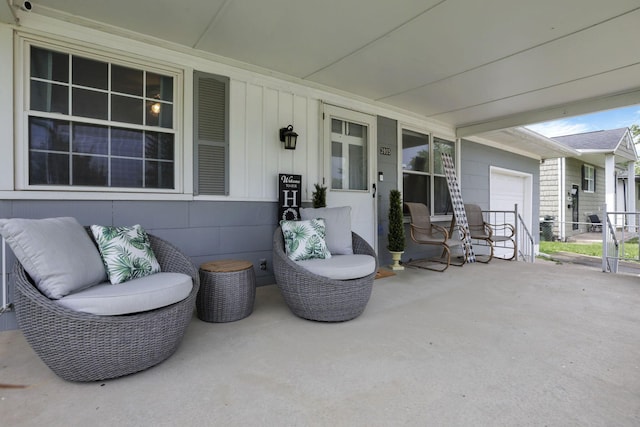 3905 Frazier Rd E, Columbus, OH 43207 - view of covered porch