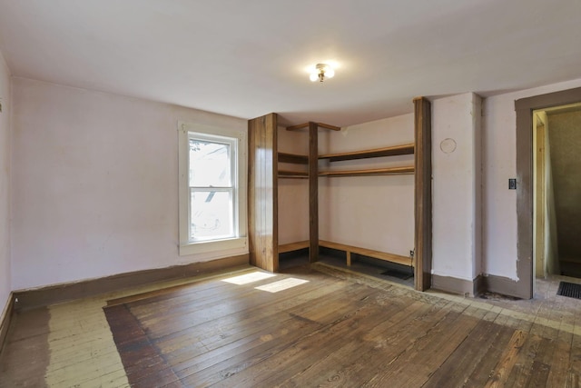 141 W Waterloo St, Canal Winchester, OH 43110 - unfurnished bedroom with hardwood / wood-style flooring and a closet