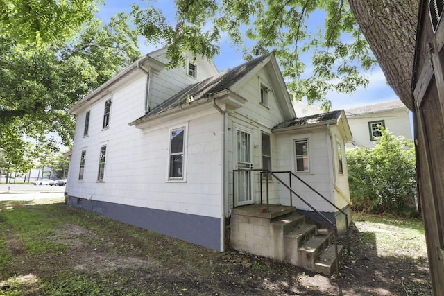 141 W Waterloo St, Canal Winchester, OH 43110 - view of property exterior