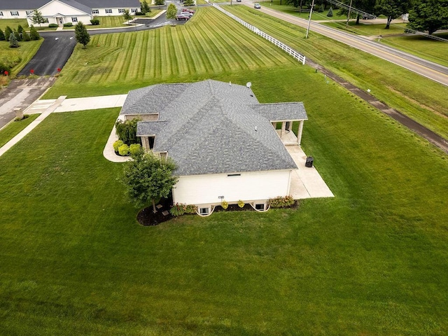955 Mccormick Ave, Circleville, OH 43113 - photo 4
