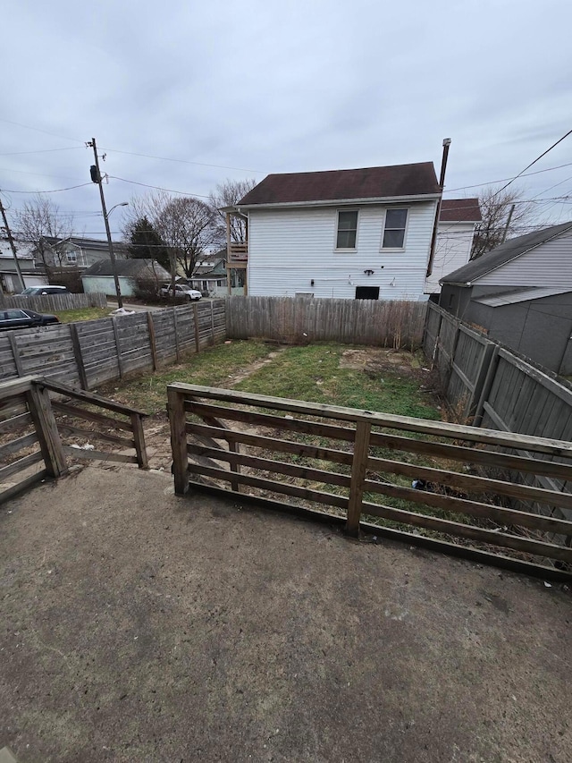 1035 Sullivant Ave, Columbus, OH 43223 - gate with a fenced backyard