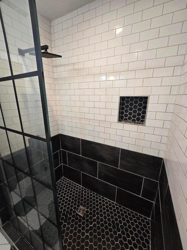 1035 Sullivant Ave, Columbus, OH 43223 - bathroom featuring a stall shower
