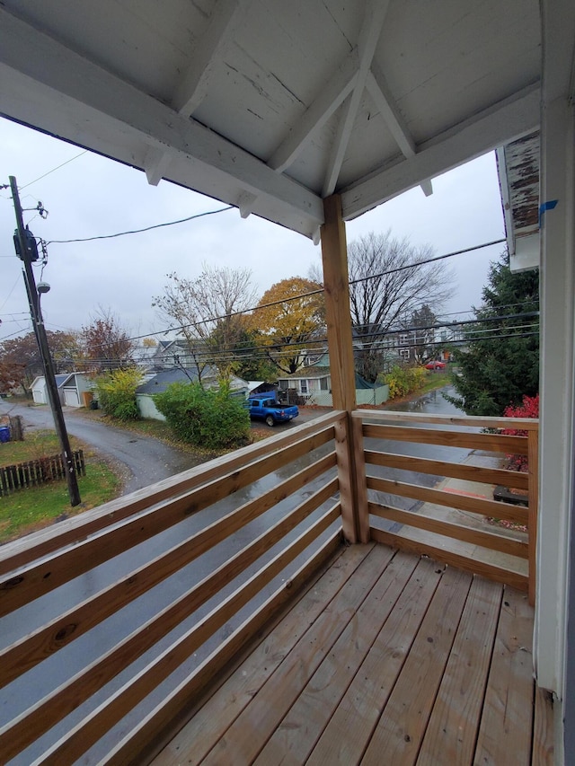 345 Dakota Ave, Columbus, OH 43223 - view of deck