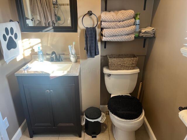 427 John St, Newark, OH 43055 - bathroom with vanity and tile patterned floors