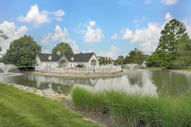 2184 Victoria Park Dr, Columbus, OH 43235 - water view