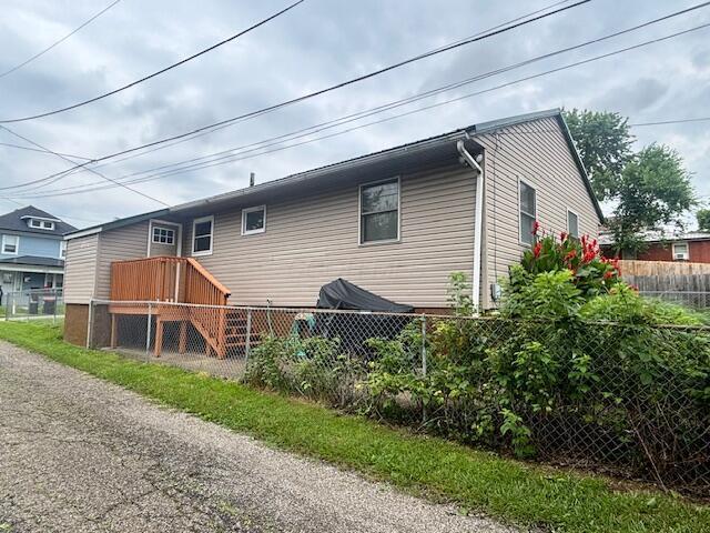 204 Hunter St, Newark, OH 43055 - photo 11
