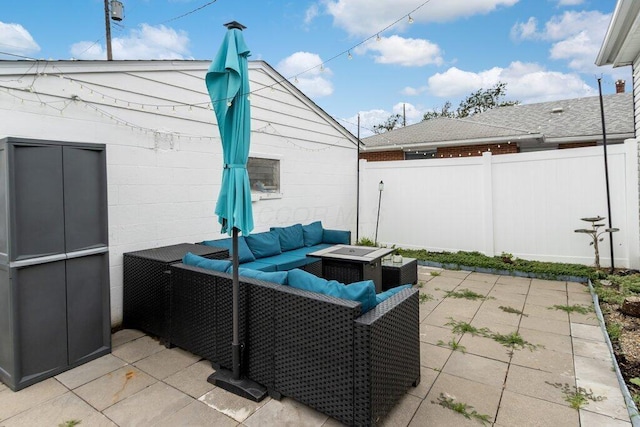 225 N Hague Ave, Columbus, OH 43204 - view of patio featuring an outdoor hangout area