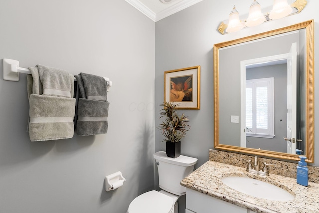 918 Dianthus Ct, Reynoldsburg, OH 43068 - half bath featuring ornamental molding and vanity