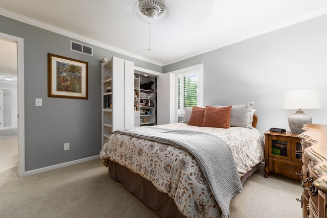 918 Dianthus Ct, Reynoldsburg, OH 43068 - bedroom with light colored carpet and ornamental molding