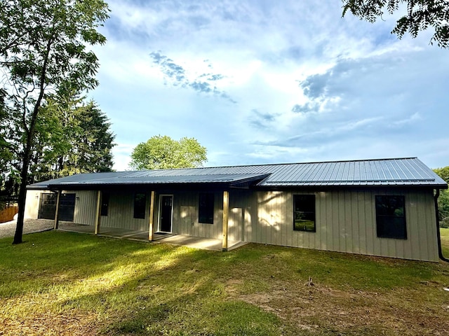 2430 W Point Rd SE, Lancaster, OH 43130