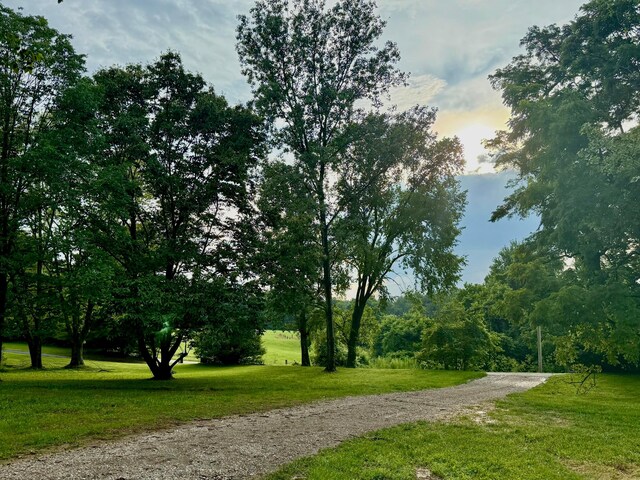 2430 W Point Rd SE, Lancaster, OH 43130
