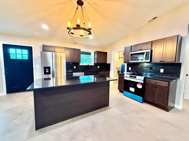 2430 W Point Rd SE, Lancaster, OH 43130