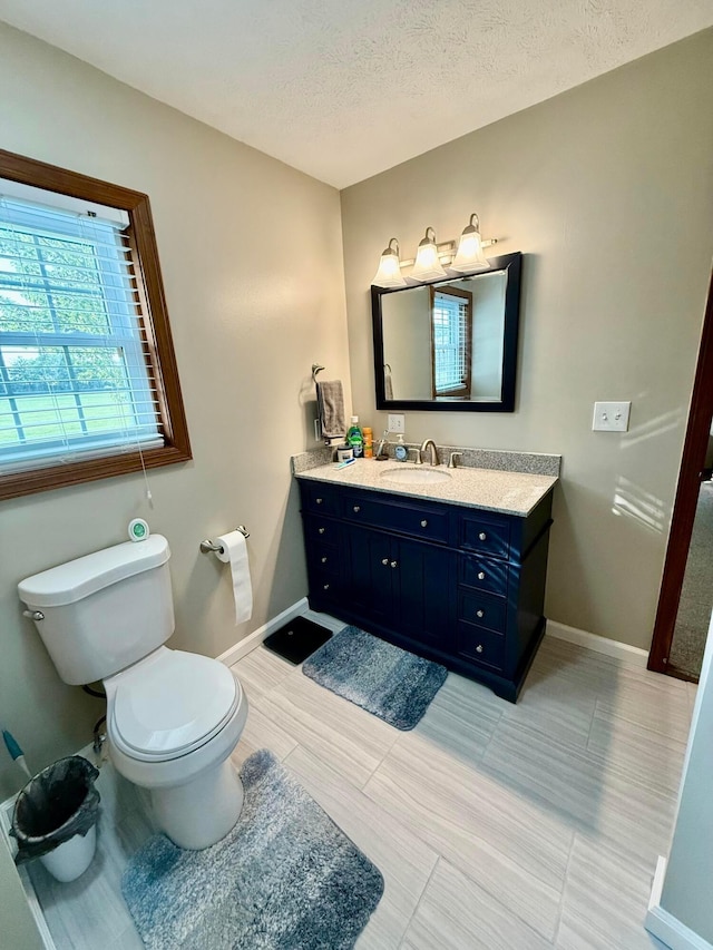 630 Duffy Dr, Washington Court House, OH 43160 - bathroom with vanity and a textured ceiling