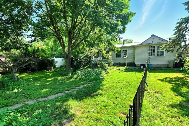 78 E St, Bellville, OH 44813 - view of yard