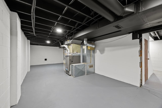 4250 Rutherford Rd, Powell, OH 43065 - unfinished below grade area featuring heating unit