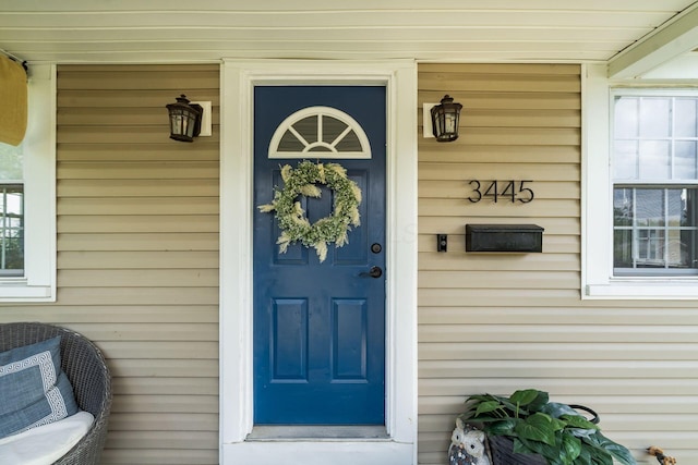3445 Woodlawn Ave, Grove City, OH 43123 - view of exterior entry featuring a porch