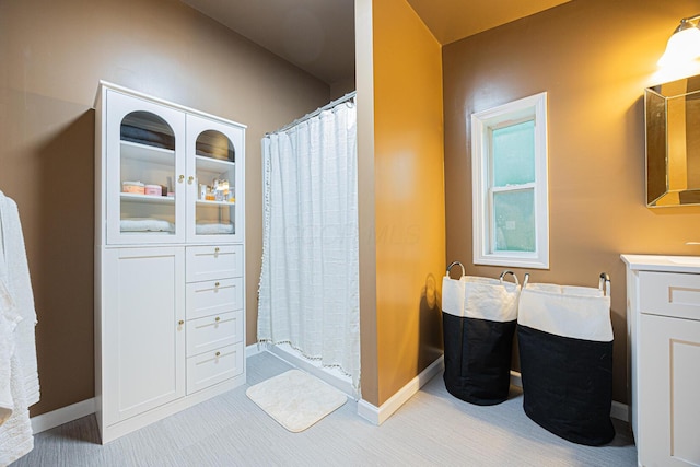 13399 Staddens Bridge Rd SE, Heath, OH 43056 - bathroom with a shower with curtain and vanity