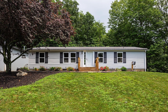 13399 Staddens Bridge Rd SE, Heath, OH 43056 - single story home with a front lawn and a metal roof