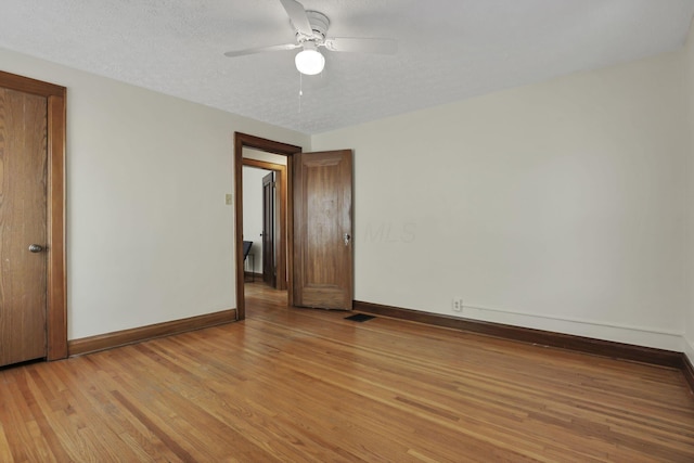 570 Hilltonia Ave, Columbus, OH 43223 - photo 11