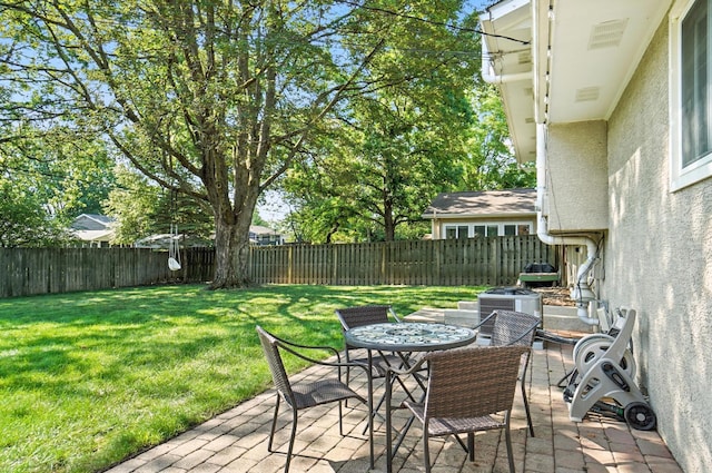 2820 Halstead Rd, Columbus, OH 43221 - fenced backyard with a patio area and outdoor dining area