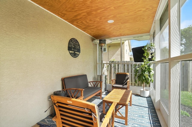 2820 Halstead Rd, Columbus, OH 43221 - sunroom with outdoor lounge area