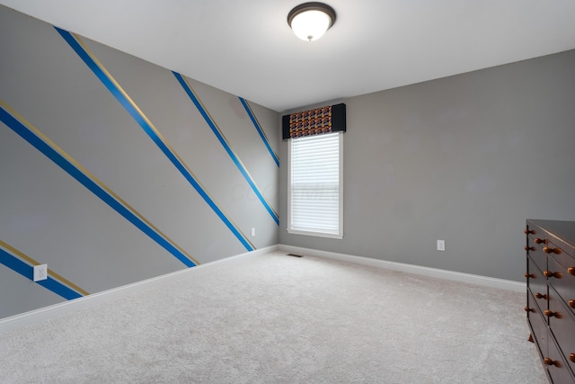 6196 Streamside Dr, Galena, OH 43021 - unfurnished room featuring carpet flooring and baseboards