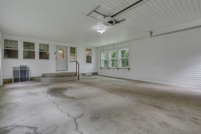 6135 Westfall Rd SW, Lancaster, OH 43130 - garage featuring a garage door opener