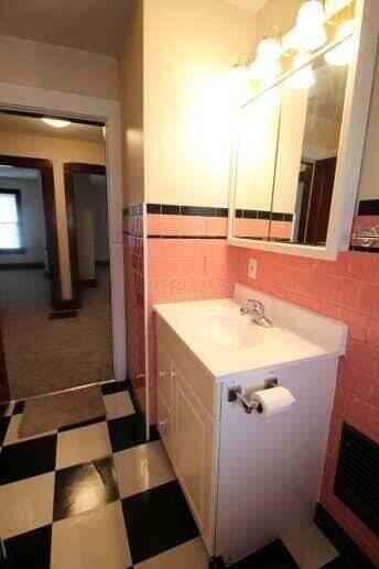 35 E Lincoln Ave, London, OH 43140 - photo 20