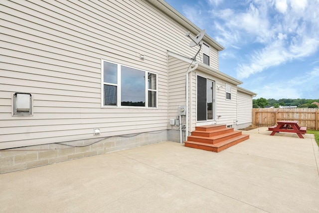 2110 Pickerington Rd, Carroll, OH 43112 - back of house featuring a patio and entry steps
