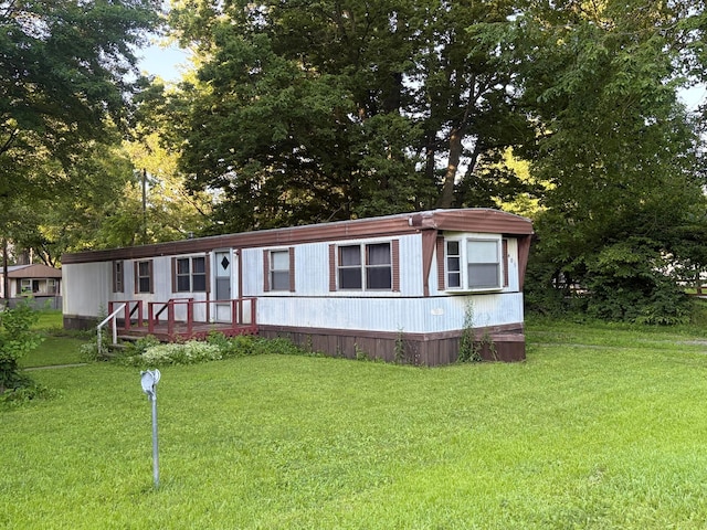 407 Marion St Unit 403, Mcguffey, OH 45859 - manufactured / mobile home with a front yard