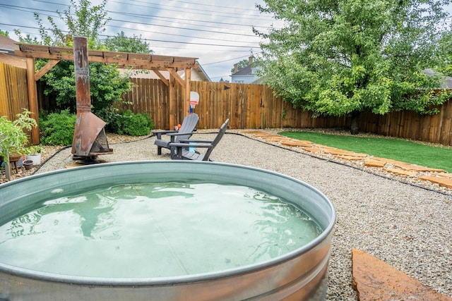 619 Columbus Ave, Washington Court House, OH 43160 - view of swimming pool featuring a fenced backyard and an outdoor hot tub