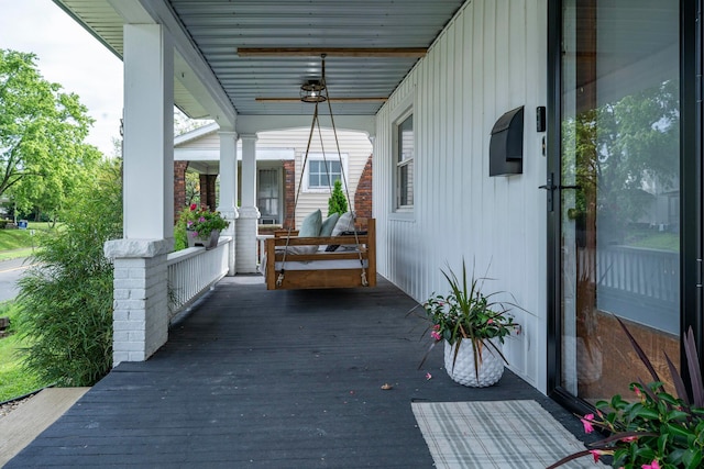 619 Columbus Ave, Washington Court House, OH 43160 - view of covered porch