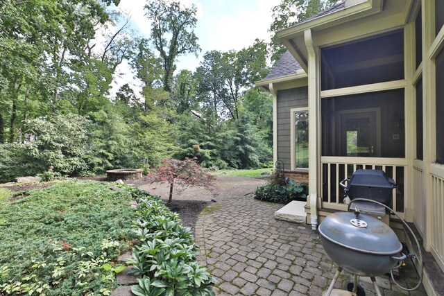 580 Keyes Ln, Worthington, OH 43085 - view of patio with grilling area
