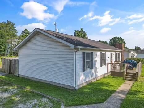 304 N Canal St, Sugar Grove, OH 43155 - photo 3